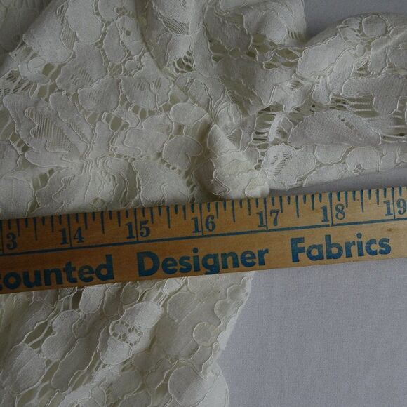 Olivaceous Women Lace Top Size L - Picture 10 of 11